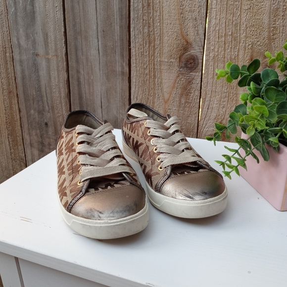 Michael Kors Women's City Sneakers Size 8 - Picture 2 of 8